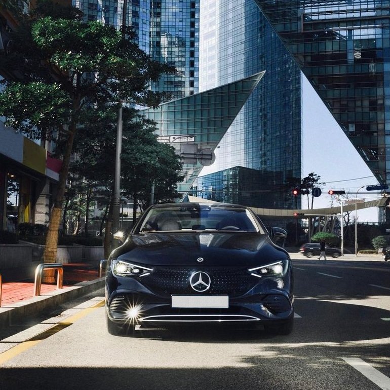 Airport taxi transfers